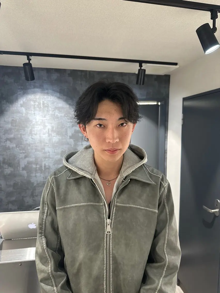パーマ メンズ センターパート メンズパーマ ニュアンスパーマ カット パーマ 💈原宿指名No.1 センターパート💈のヘアスタイル