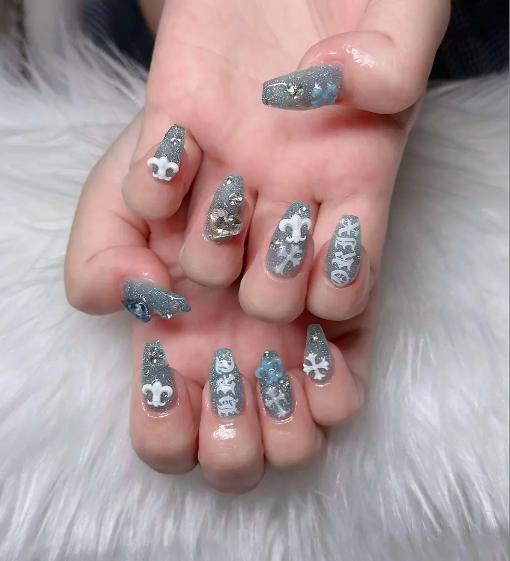 ネイル フレンチネイル ジェルネイル ハロウィン キラキラネイル 韓国ネイル H.baby Nail Salonのネイルデザイン