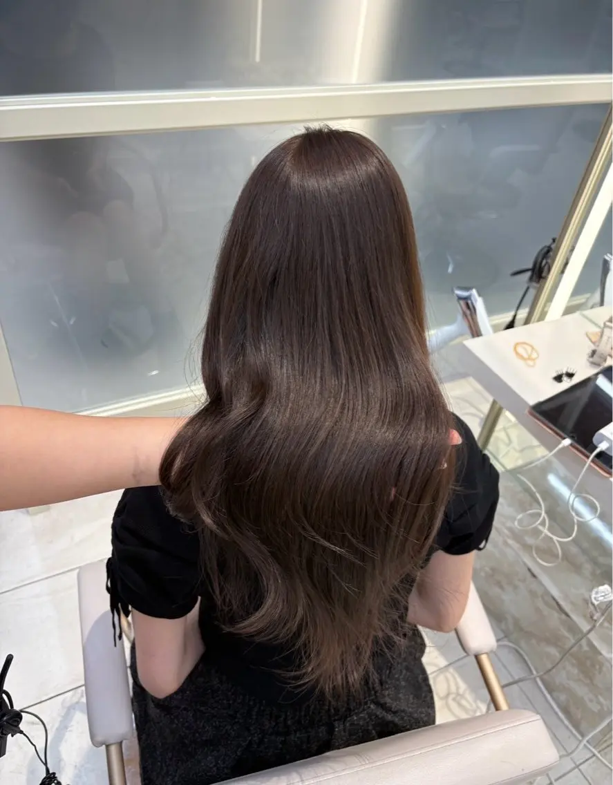 ロング カラー ヘアカラー トリートメント Hina🫧透明感 /上品/モテ🫧のヘアスタイル