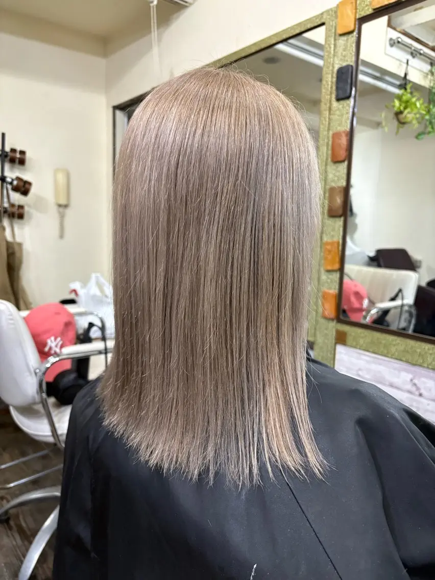 ミディアム カラー ヘアカラー 渡辺 健太のヘアスタイル