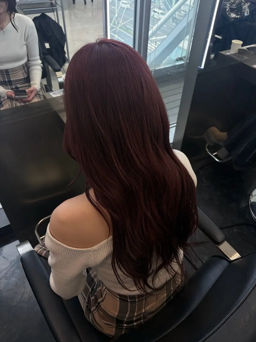 ロング カラー ヘアアレンジ ボルドーカラー カット ヘアカラー トリートメント ヘアセット 髪質改善/艶髪 /SARA💕のヘアスタイル