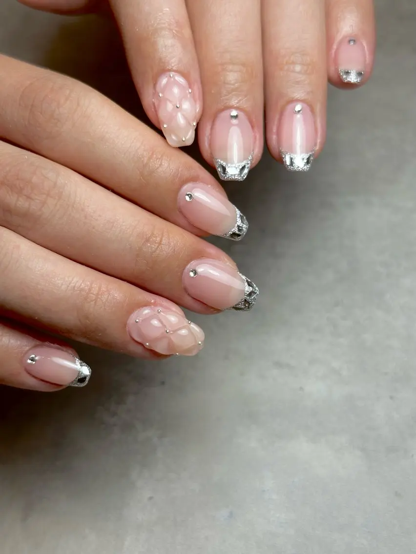 ネイル フレンチネイル ガラスフレンチ havi nailのネイルデザイン