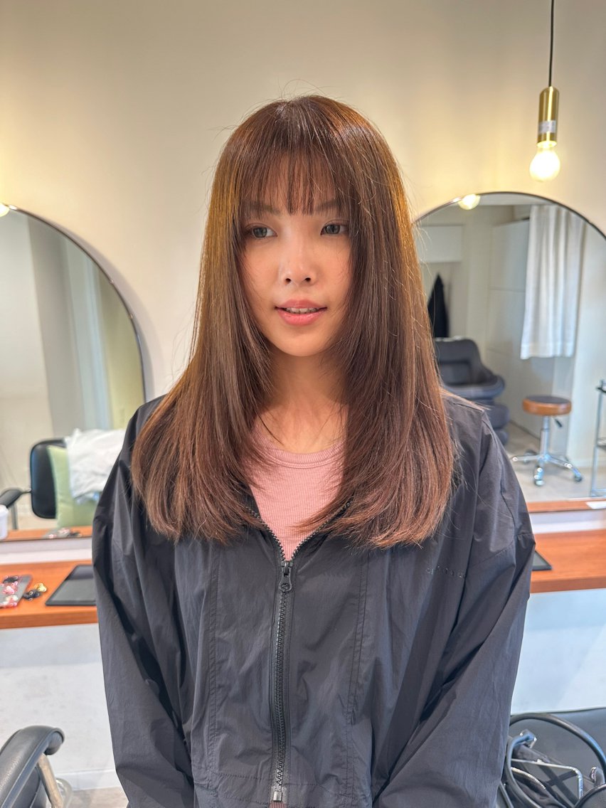 セミロング カラー パーマ ブラウンカラー レイヤーカット カット ヘアカラー トリートメント 似合わせ透明感カラー KANAのヘアスタイル