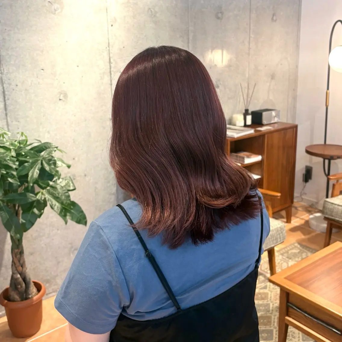 セミロング カラー ブラウンカラー ピンクカラー ピンクブラウン ヘアカラー トリートメント 村田 ありさのヘアスタイル