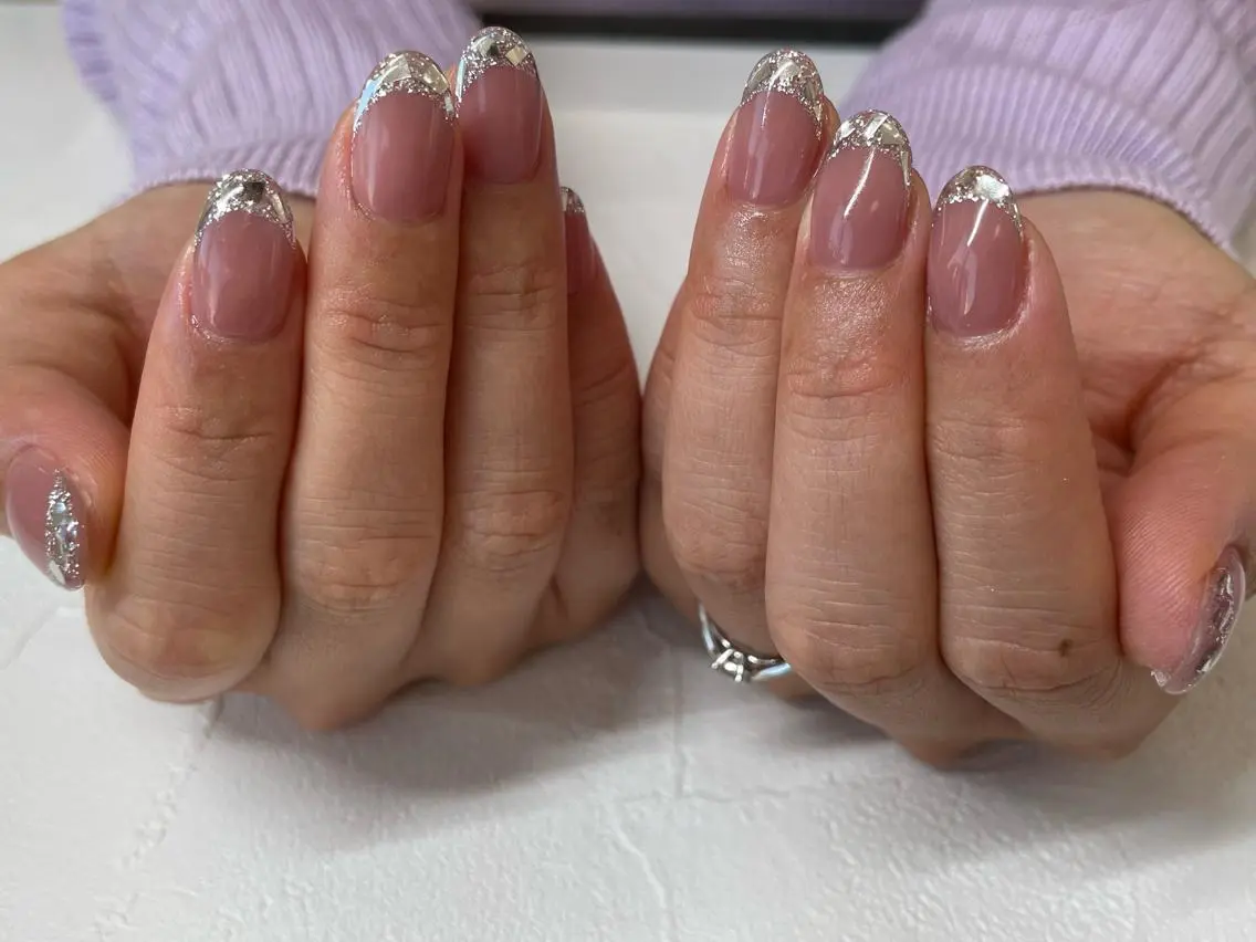 ネイル SUN Nailパラ ジェルフィルイン取扱のネイルデザイン
