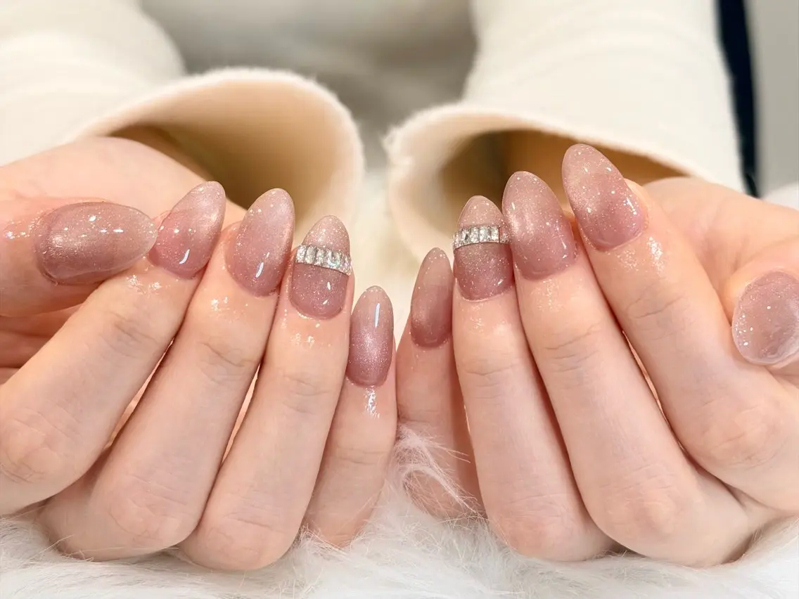 ネイル アートネイル オーロラネイル フレンチネイル ジェルネイル グラデーション ハンドネイル Luci Nail Shinokuboのネイルデザイン