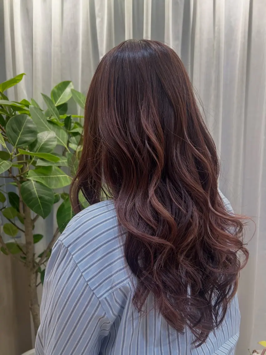 ロング ピンクブラウン 阪上 沙織のヘアスタイル
