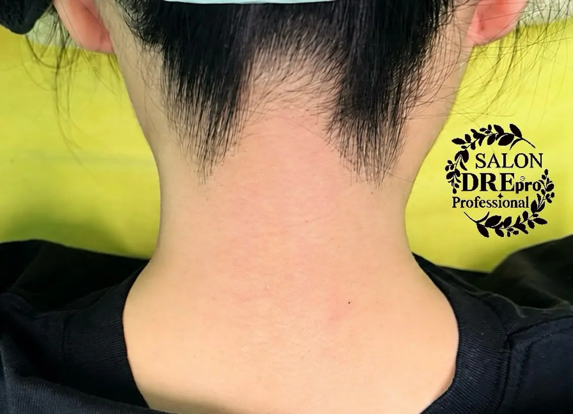 うなじWAXの写真