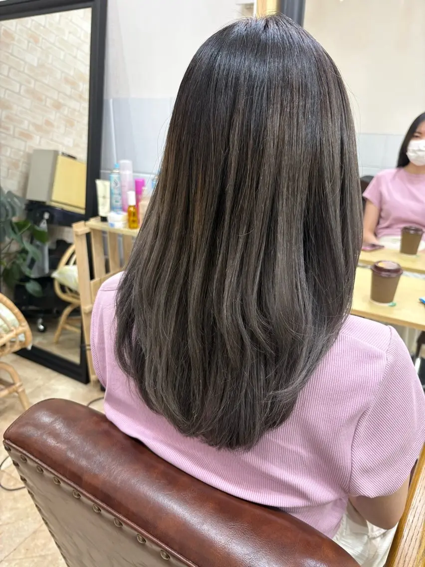 カラー グラデーションカラー ヘアカラー トリートメント 荒木 真希のヘアスタイル