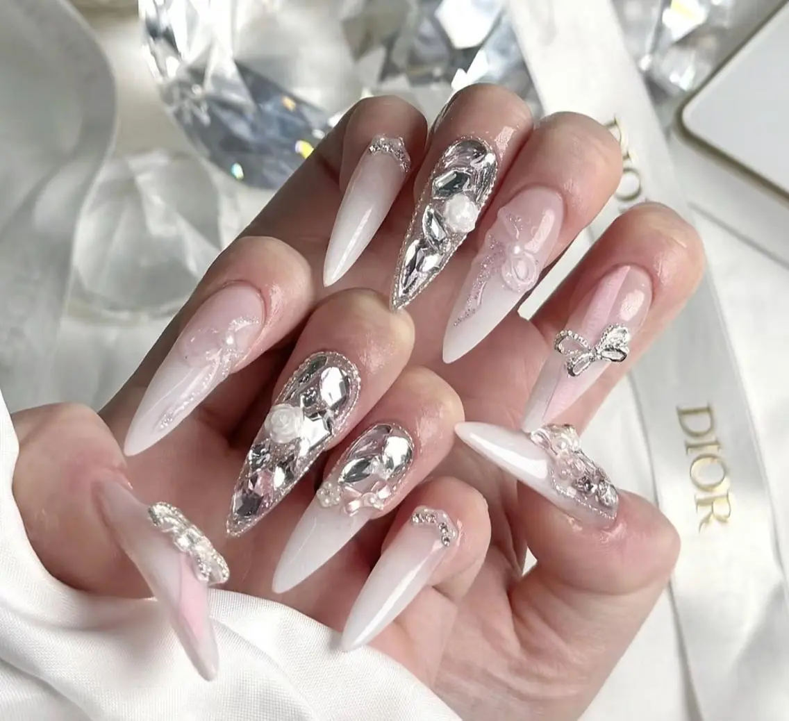 ネイル オーロラネイル チークネイル フットネイル ジェルネイル 韓国ネイル ハンドネイル Sakura h.babynailのネイルデザイン