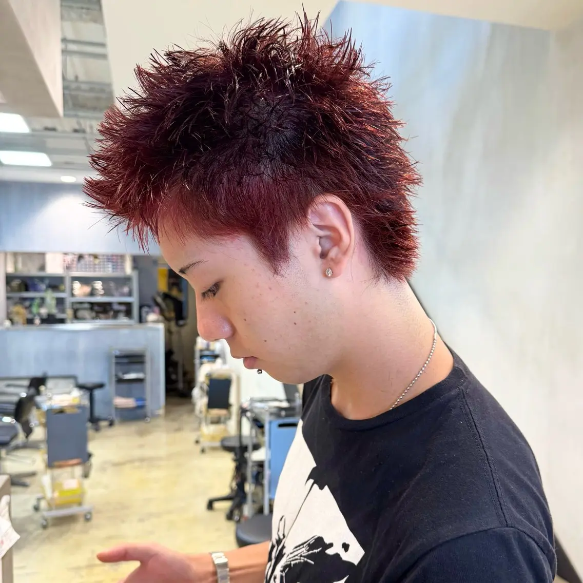カラー メンズ メンズショート スパイキーショート メンズベリーショート ボルドーカラー レッドカラー カット ヘアカラー メンズパーマ/フェ ザーパーマ/古川晴輝のヘアスタイル