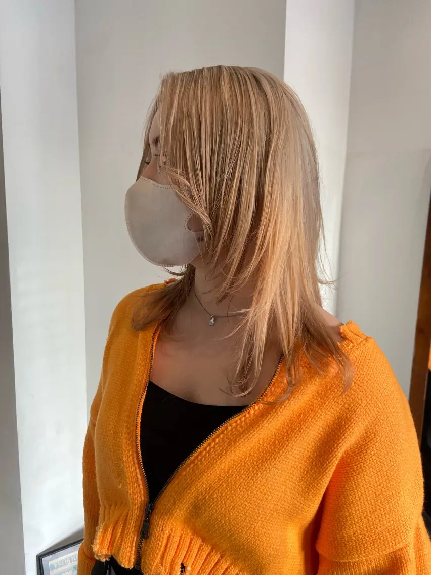 ミディアム まつ あみのヘアスタイル