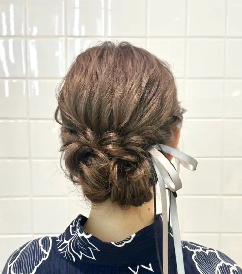 セミロング ハイトーン/カット カナコ🫧のヘアスタイル