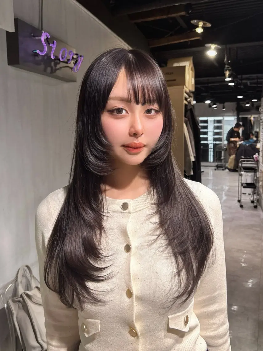 ロング 韓国風カラー 卒業式のヘアスタイル ハッシュカット 韓国風ヘア レイヤーカット MEI🎀レイヤー 🎀韓国styleのヘアスタイル