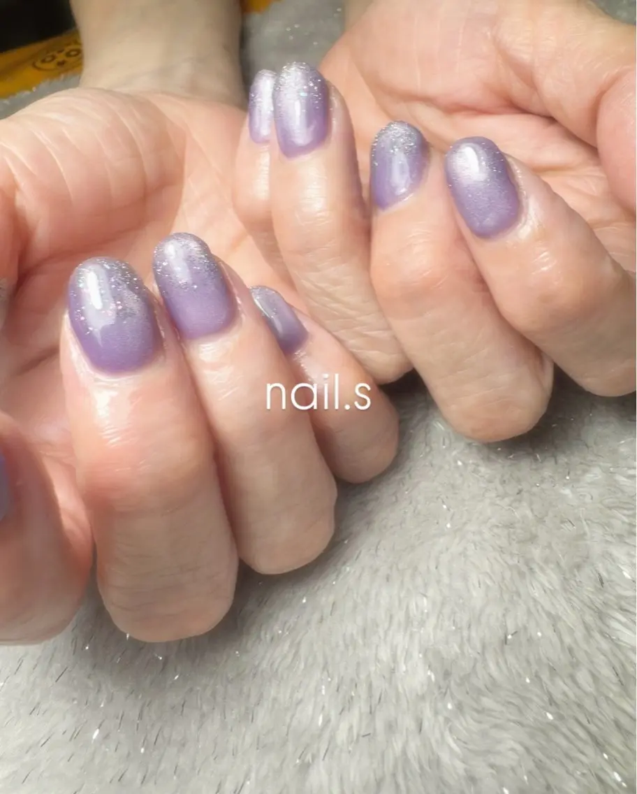 ネイル フラッシュネイル グラデーション マグネットネイル パープル ハンドネイル nail.s misatoのネイルデザイン