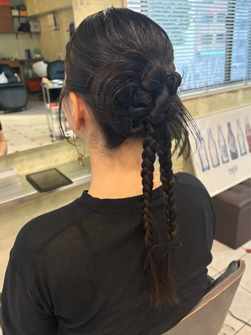 ヘアアレンジ ヘアセット NATSUMI AR.MARAのヘアスタイル