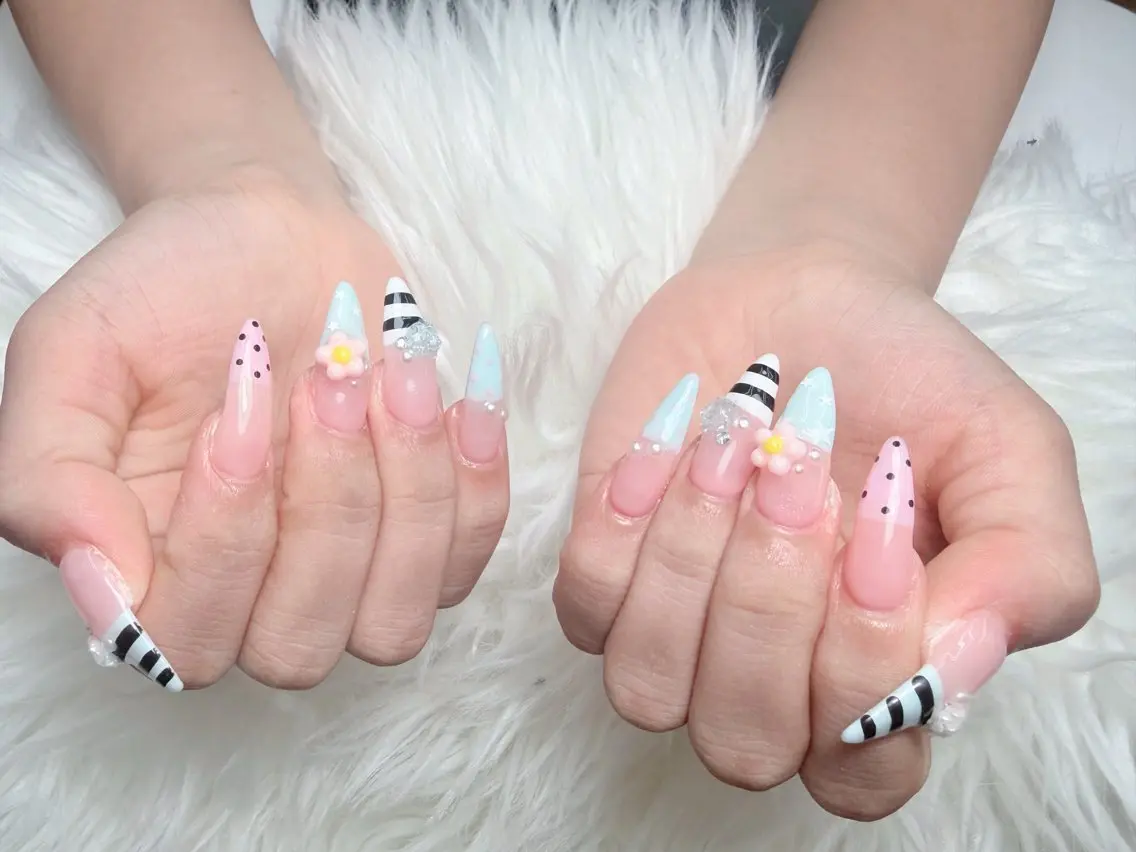 ネイル フレンチネイル グラデーション 韓国ネイル マグネットネイル ワンカラーネイル ハンドネイル Jang Nailのネイルデザイン