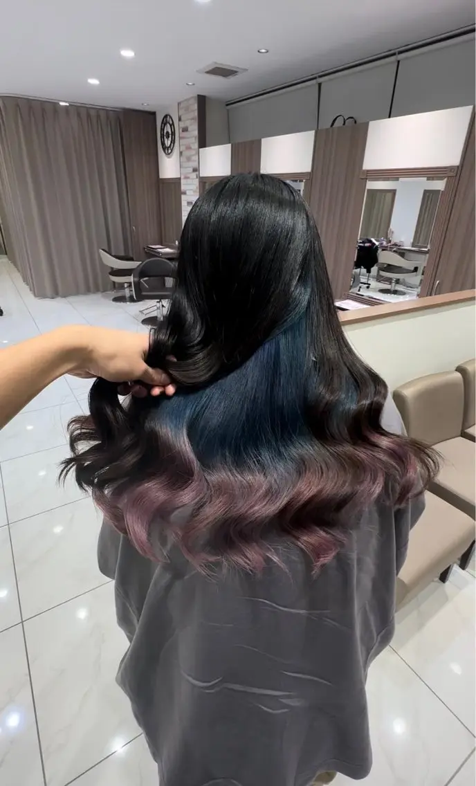 ロング カラー 【複雑履歴ブリーチ】 中村　玲仁のヘアスタイル