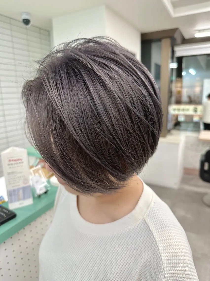 ショート カット ヘアカラー トリートメント 💚透明感カラー💚 ♻️本間♻️のヘアスタイル
