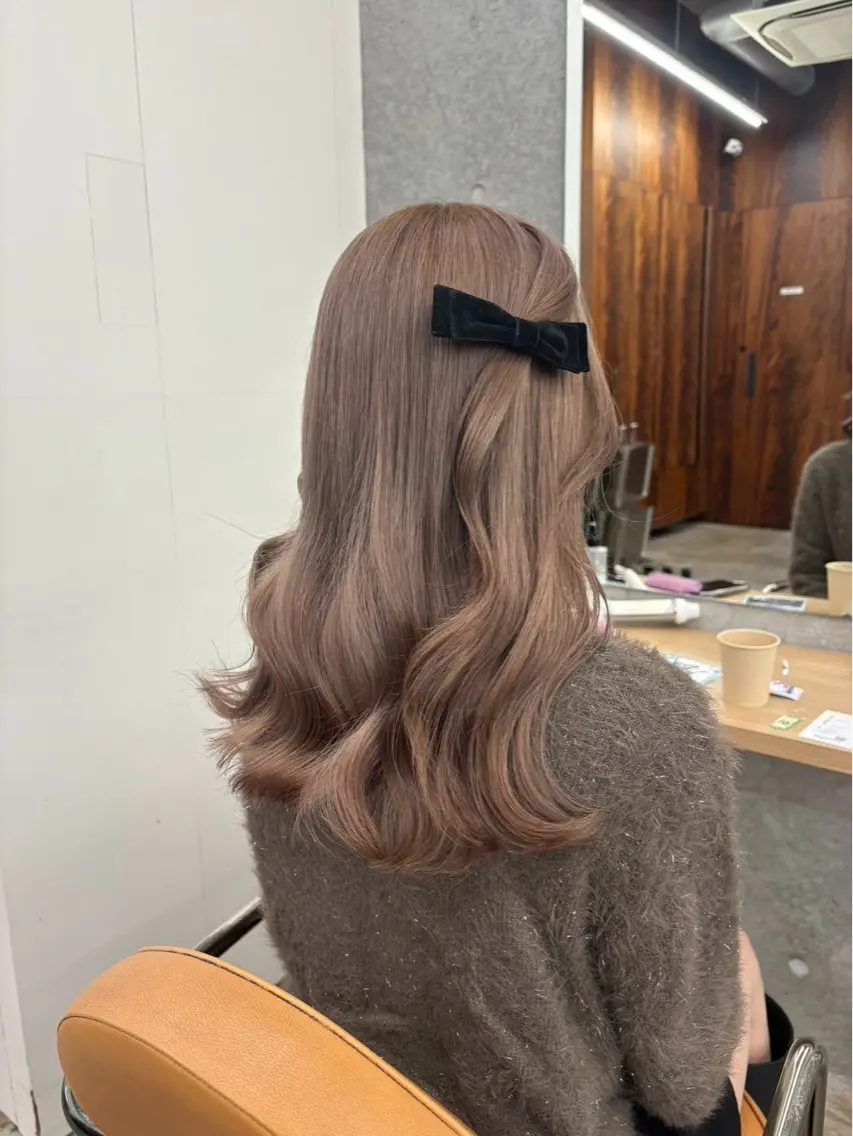 セミロング カラー ヘアカラー ほのか ♡*.のヘアスタイル