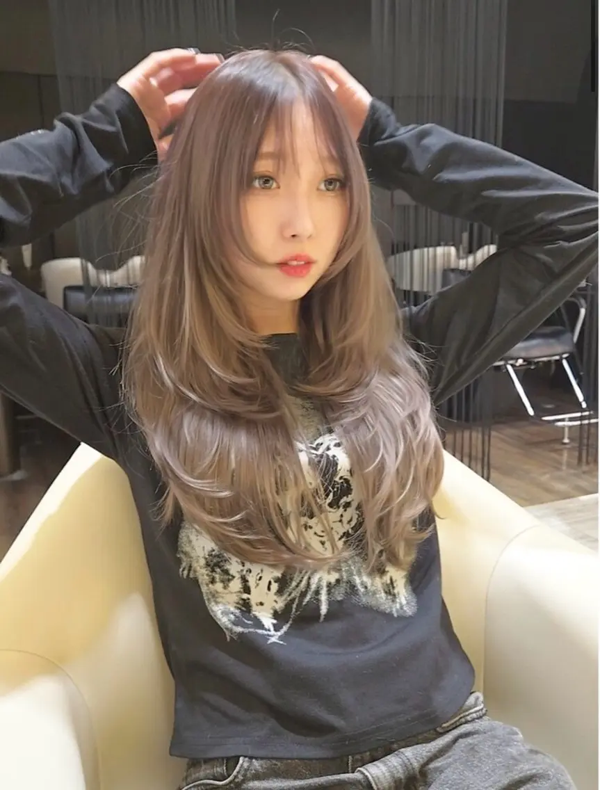 ロング レイヤーカット 蔵元 紀葉のヘアスタイル
