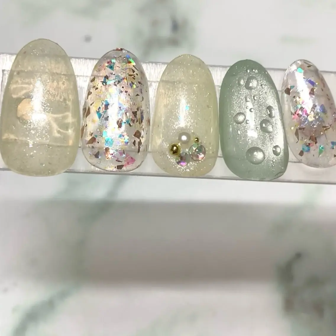 ネイル マグネットネイル ハンドネイル nailsalon Saraのネイルデザイン