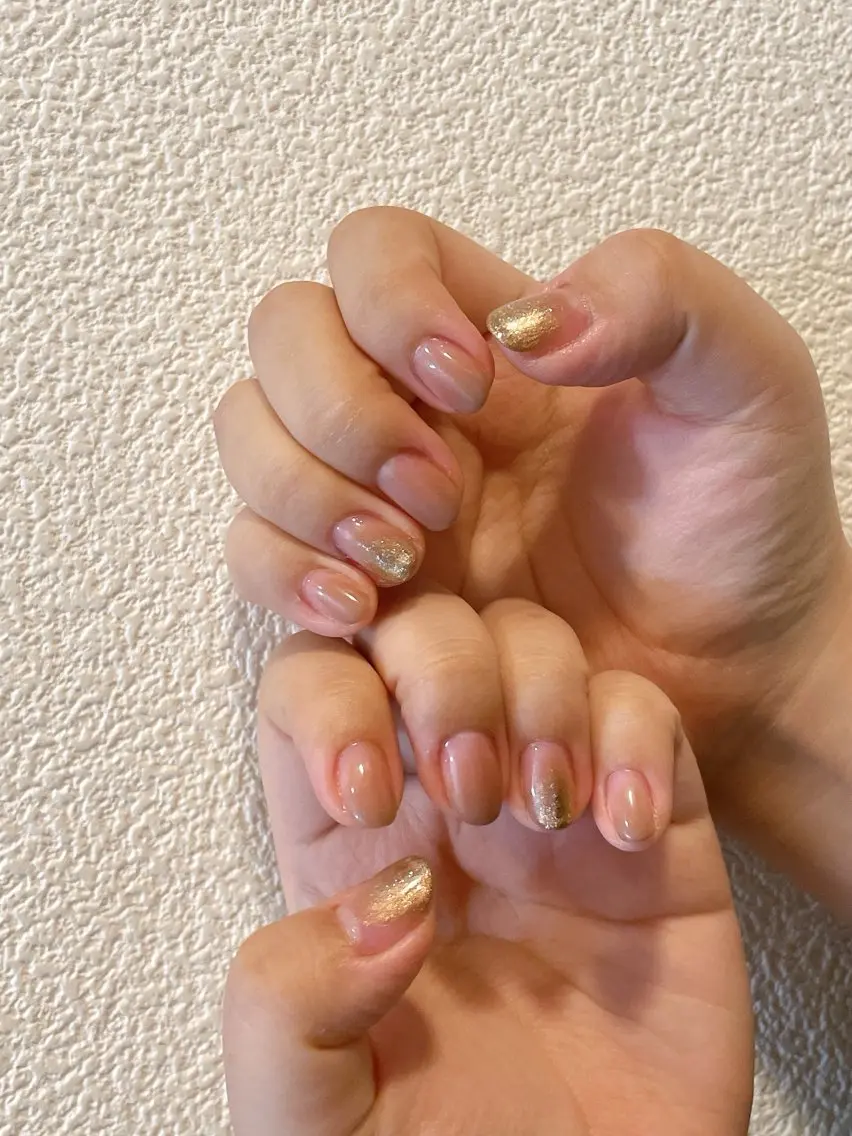 ネイル オーロラネイル フットネイル フレンチネイル ジェルネイル マグネットネイル ハンドネイル mogunail &blowのネイルデザイン