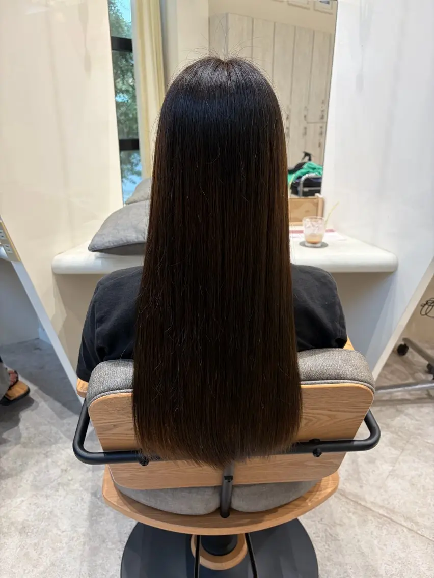 ロング カラー ヘアカラー 志村 梨帆のヘアスタイル