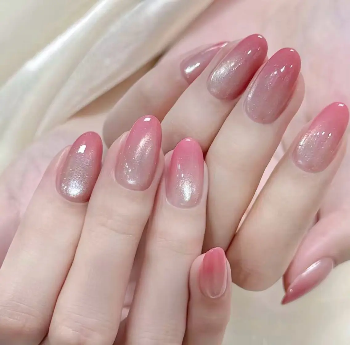 ネイル チークネイル フットネイル フレンチネイル ガーリー キラキラネイル Rika Nail salon 1のネイルデザイン