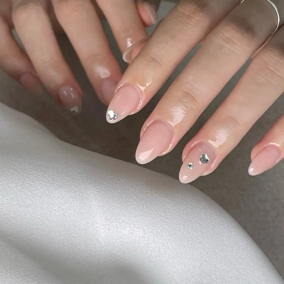 ネイル 韓国ネイル シンプルネイル ストーンネイル ワンホンネイル ハンドネイル ハンドケア Akina Nail 亀戸のネイルデザイン