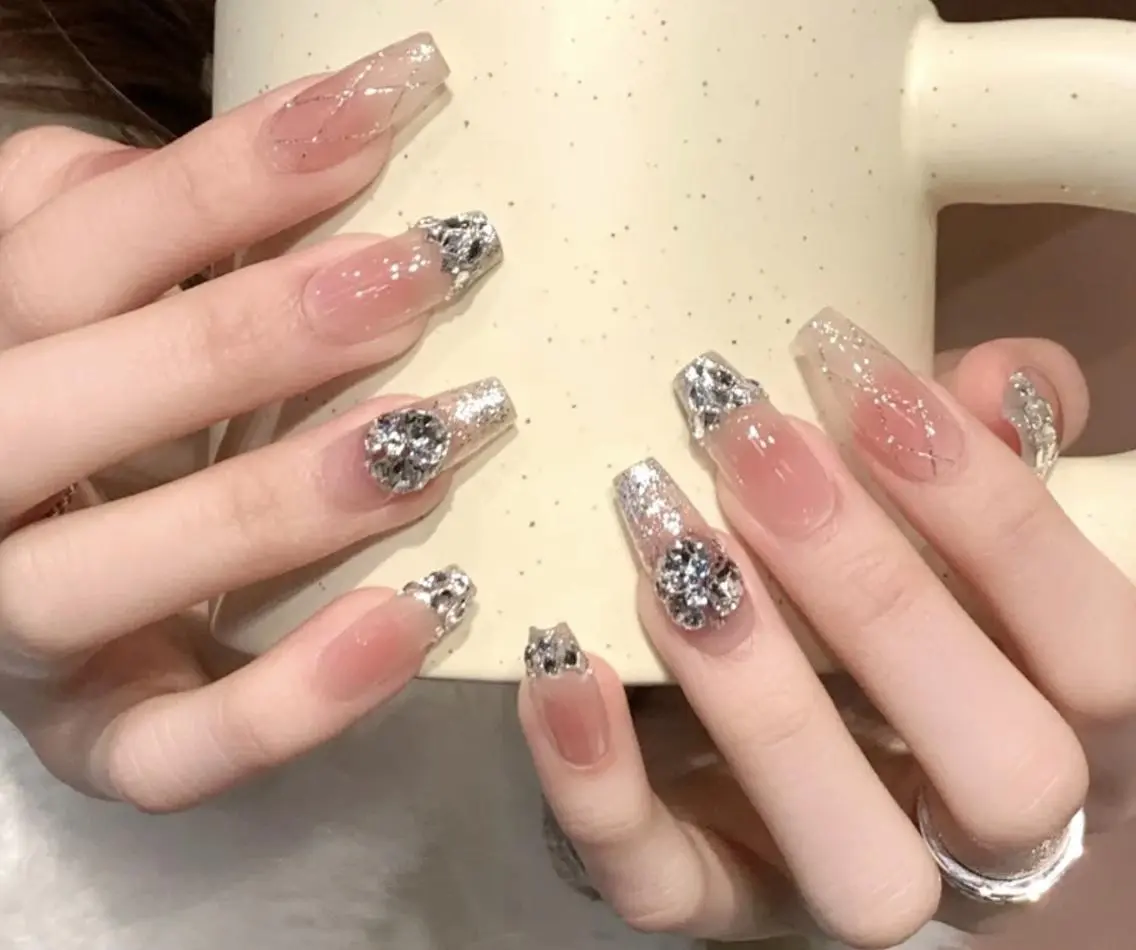 ネイル ハンドネイル 🎀 NaNa_nailのネイルデザイン