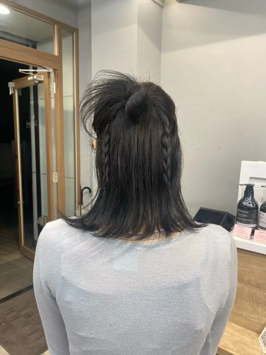 ミディアム カラー ヘアアレンジ 黒髪 🐾Libero🐾 柏　KONOMIのヘアスタイル