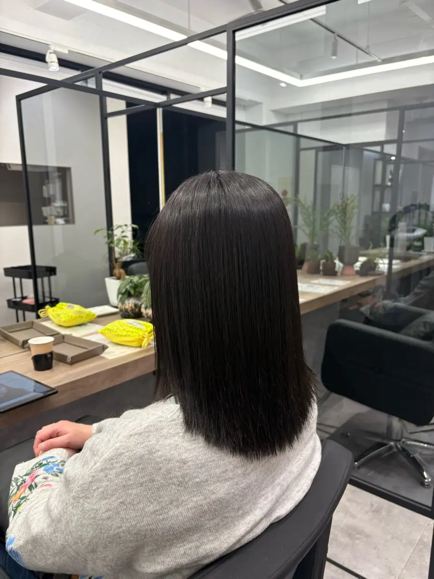 ミディアム COCO .のヘアスタイル
