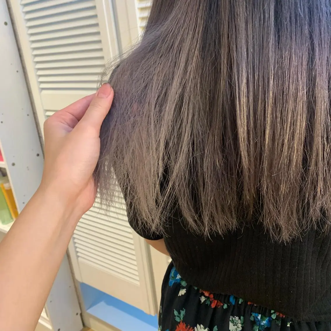 カラー 天野 利咲のヘアスタイル