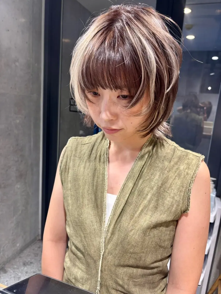 ショート カラー ショートヘア その他 ブリーチカラーレイヤ ーカット🦋annaのヘアスタイル