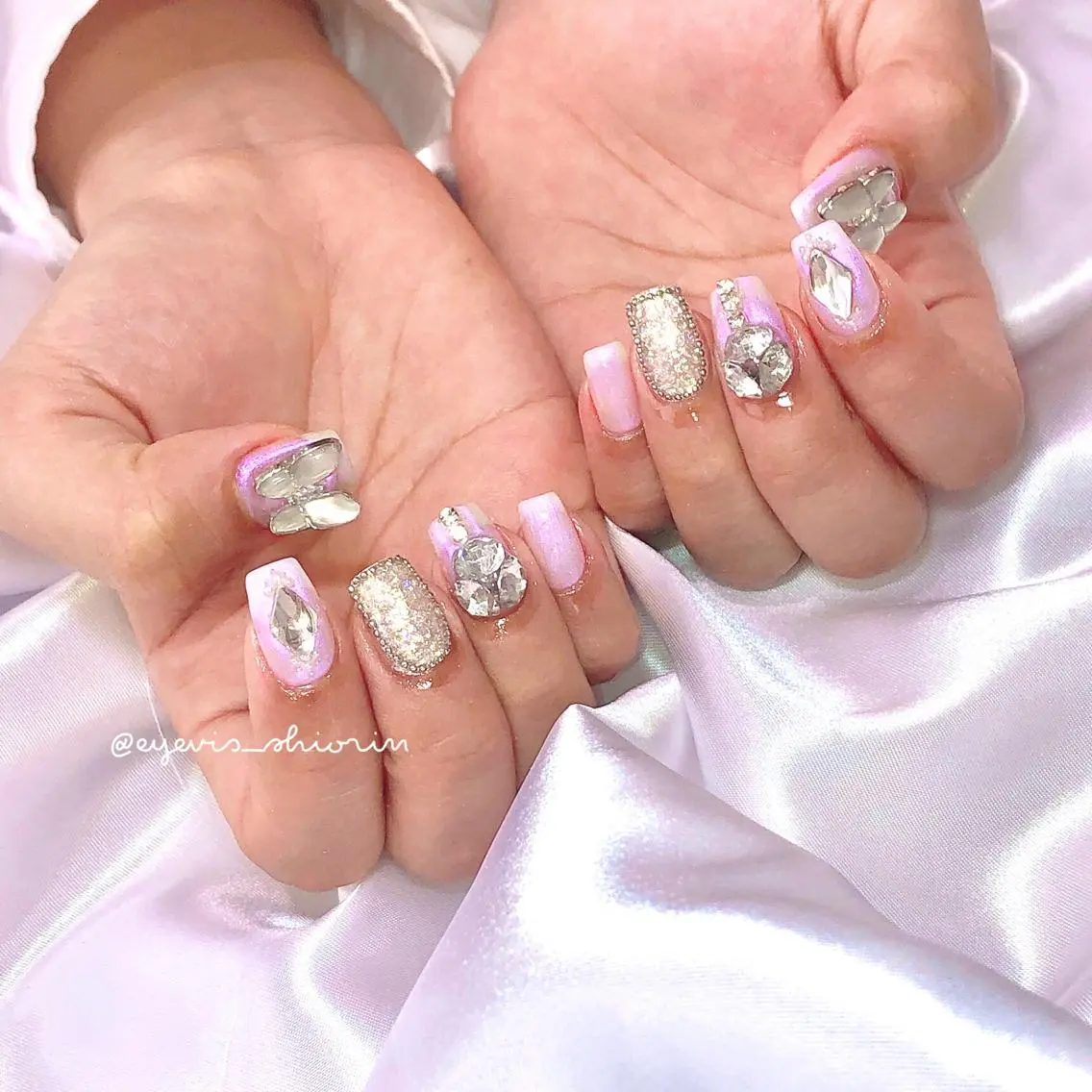 ネイル ROWnail Shioneのネイルデザイン