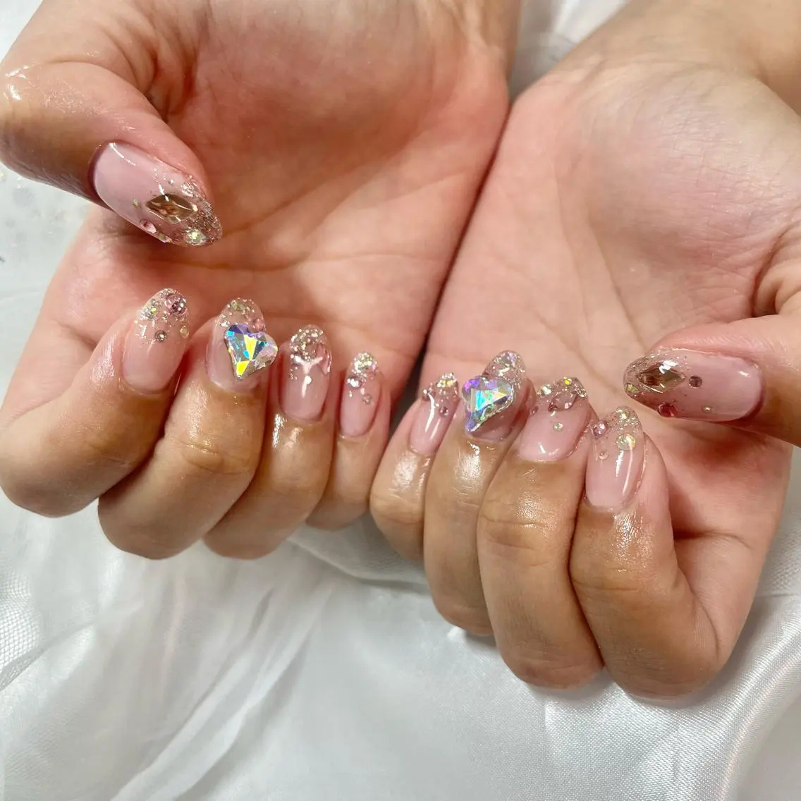 ネイル キラキラネイル 🎀AYAKO 🎀中韓ネイルのネイルデザイン