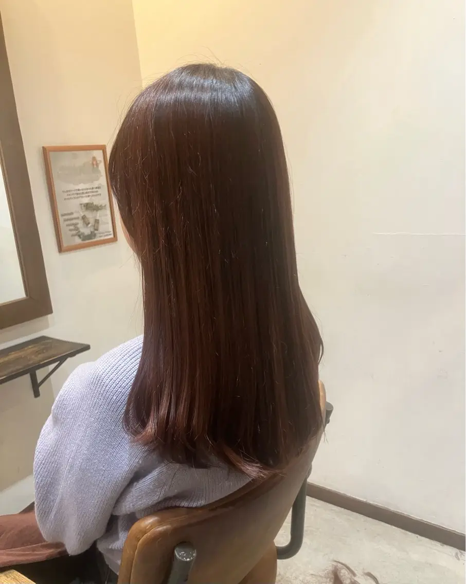 ロング カット YUKI .のヘアスタイル