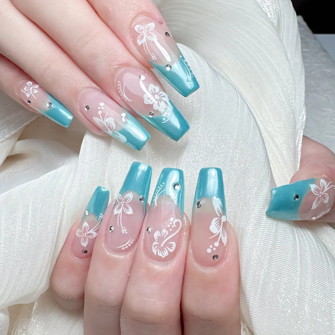 ネイル ハンドネイル M🌷nail 長さだし専門店のネイルデザイン