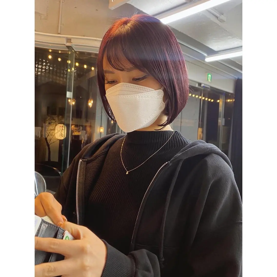 ミディアム カラー ピンクカラー パープルカラー ボブ 大石 沙季のヘアスタイル
