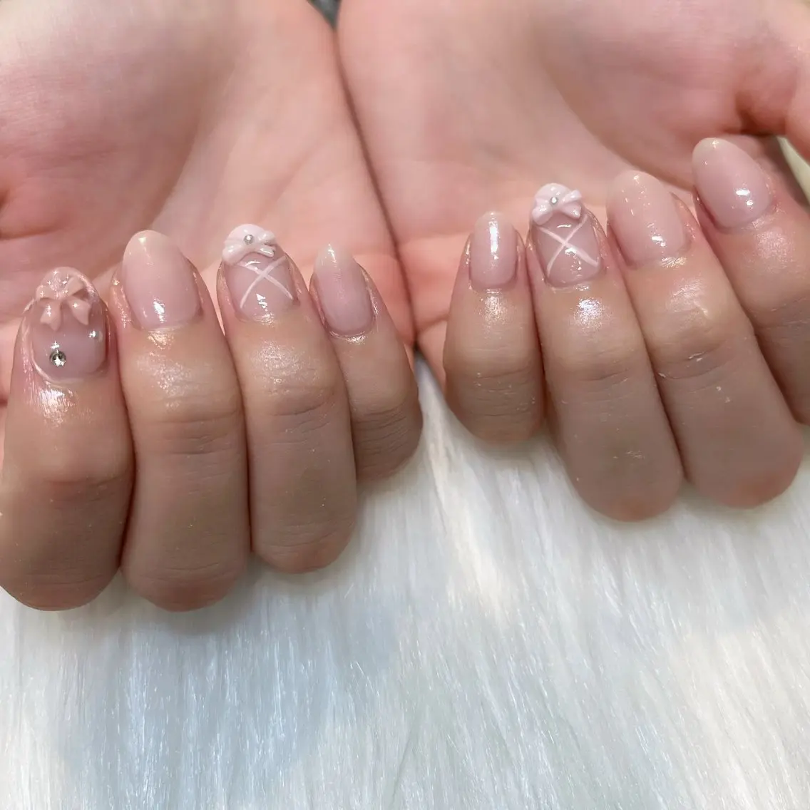 ネイル アートネイル ガーリー 韓国ネイル 持ち込み ワンホンネイル KOKONA 🎀のネイルデザイン