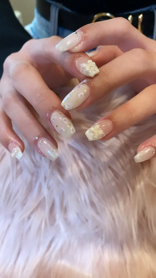 ネイル ハンドネイル crystal ⭐︎ colorのネイルデザイン