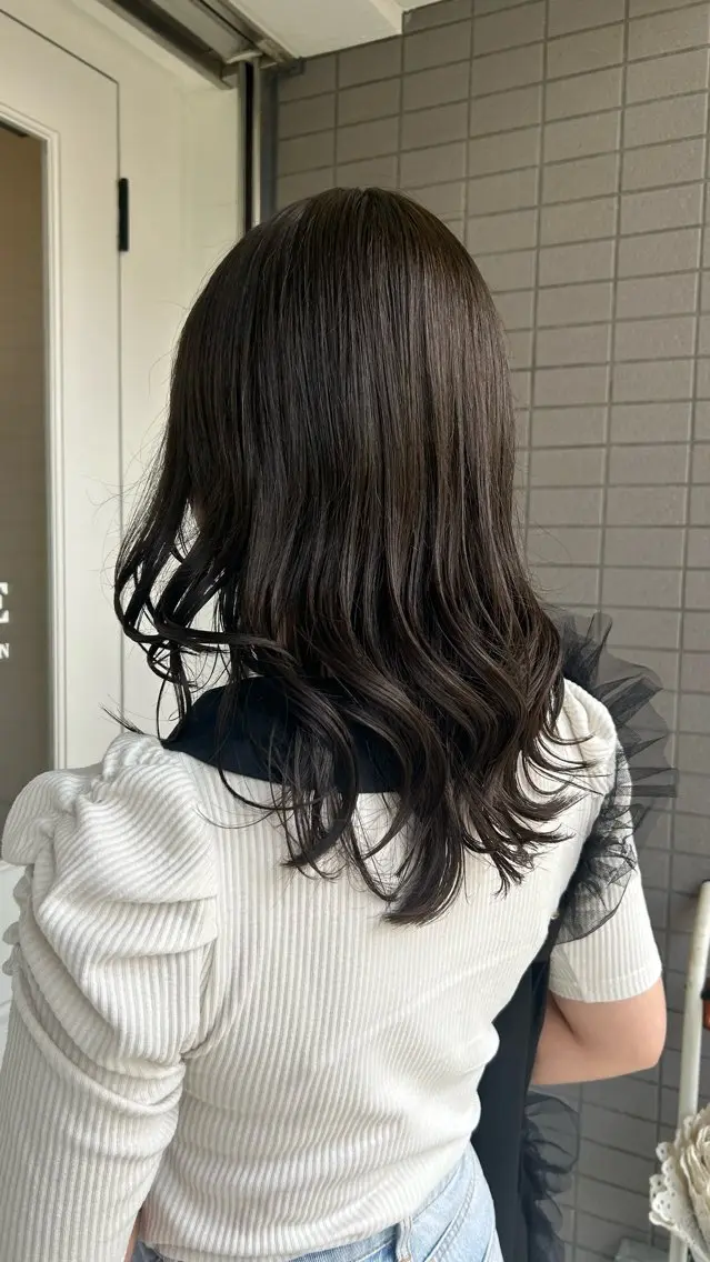 セミロング ヘアカラー nanami /ダブルカラーのヘアスタイル