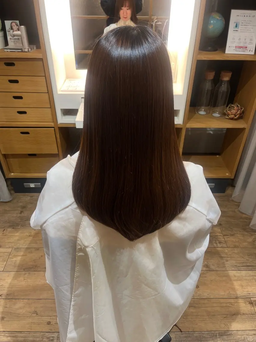 セミロング レイヤーカット カラー/ストレート 🕊‎佐藤友奈‎🤍のヘアスタイル