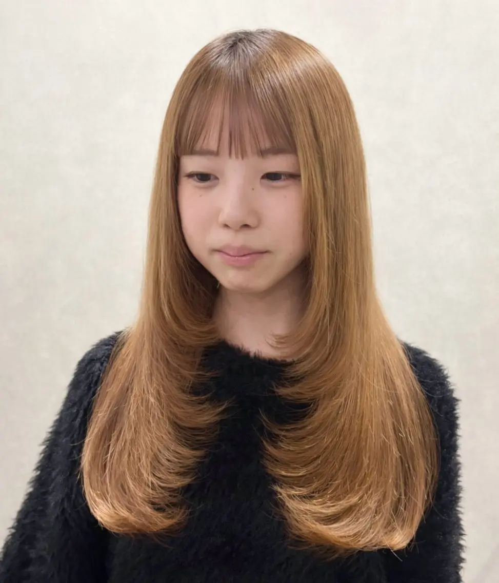 ロング くびれヘア レイヤーカット ロング 小顔カット YUSUKE (ユウスケ)のヘアスタイル