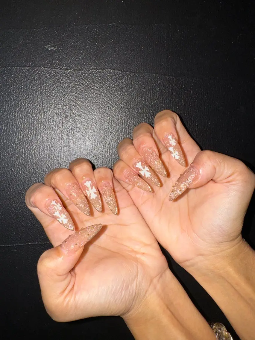 ネイル ジェルネイル 韓国ネイル ラメ(グリッター) マグネットネイル 持ち込み ハンドネイル JUNOA NAILS 渋谷のネイルデザイン