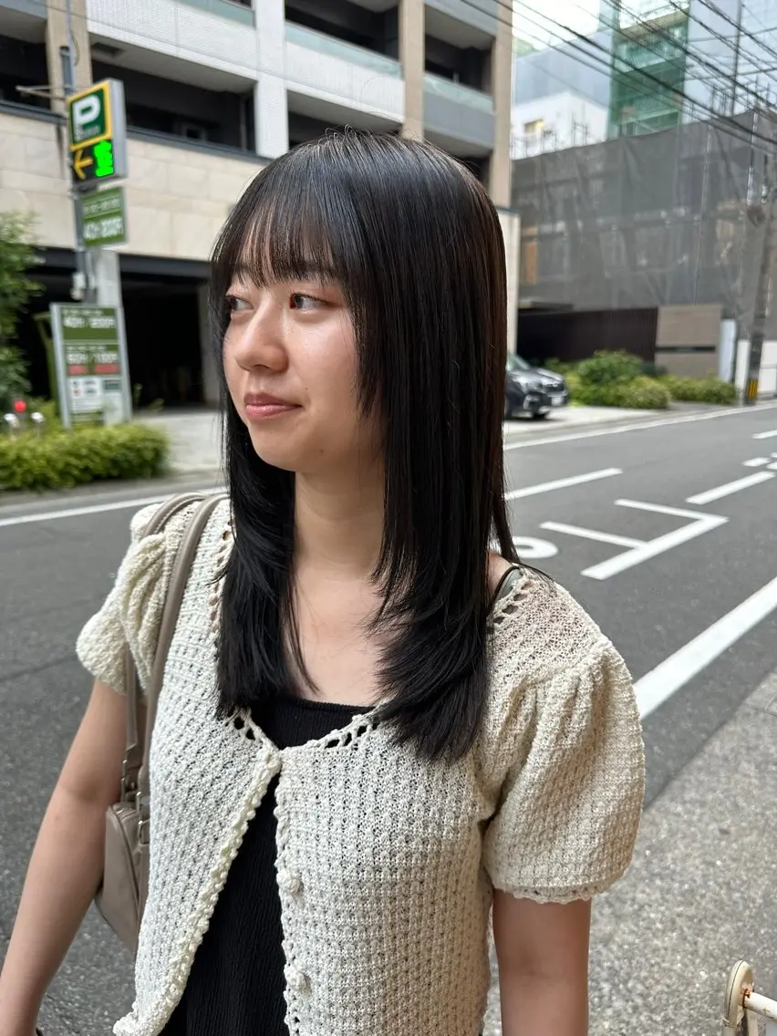 ロング カラー アッシュ ヘアカラー ウエカワ ハルのヘアスタイル