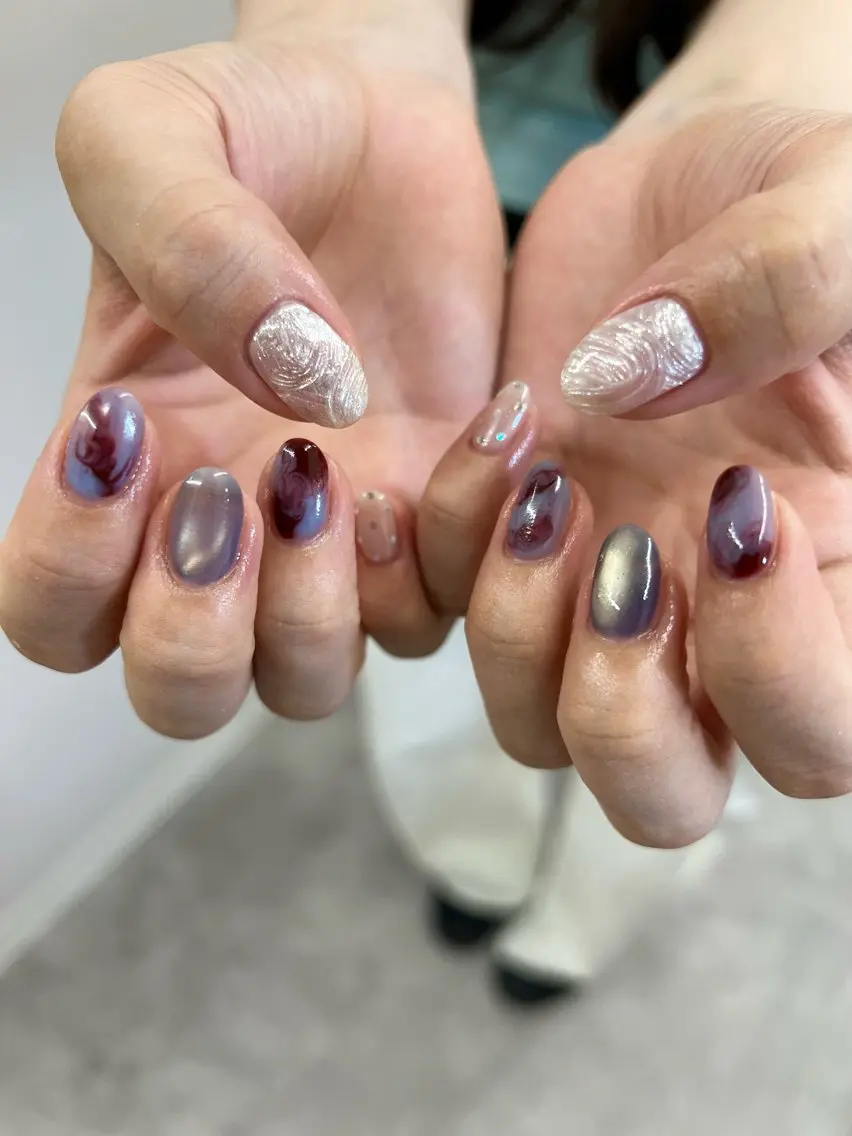 ネイル ジェルネイル キラキラネイル マグネットネイル 大理石ネイル(マーブル) ニュアンスネイル ハンドネイル ハンドケア Bana_ Nailのネイルデザイン