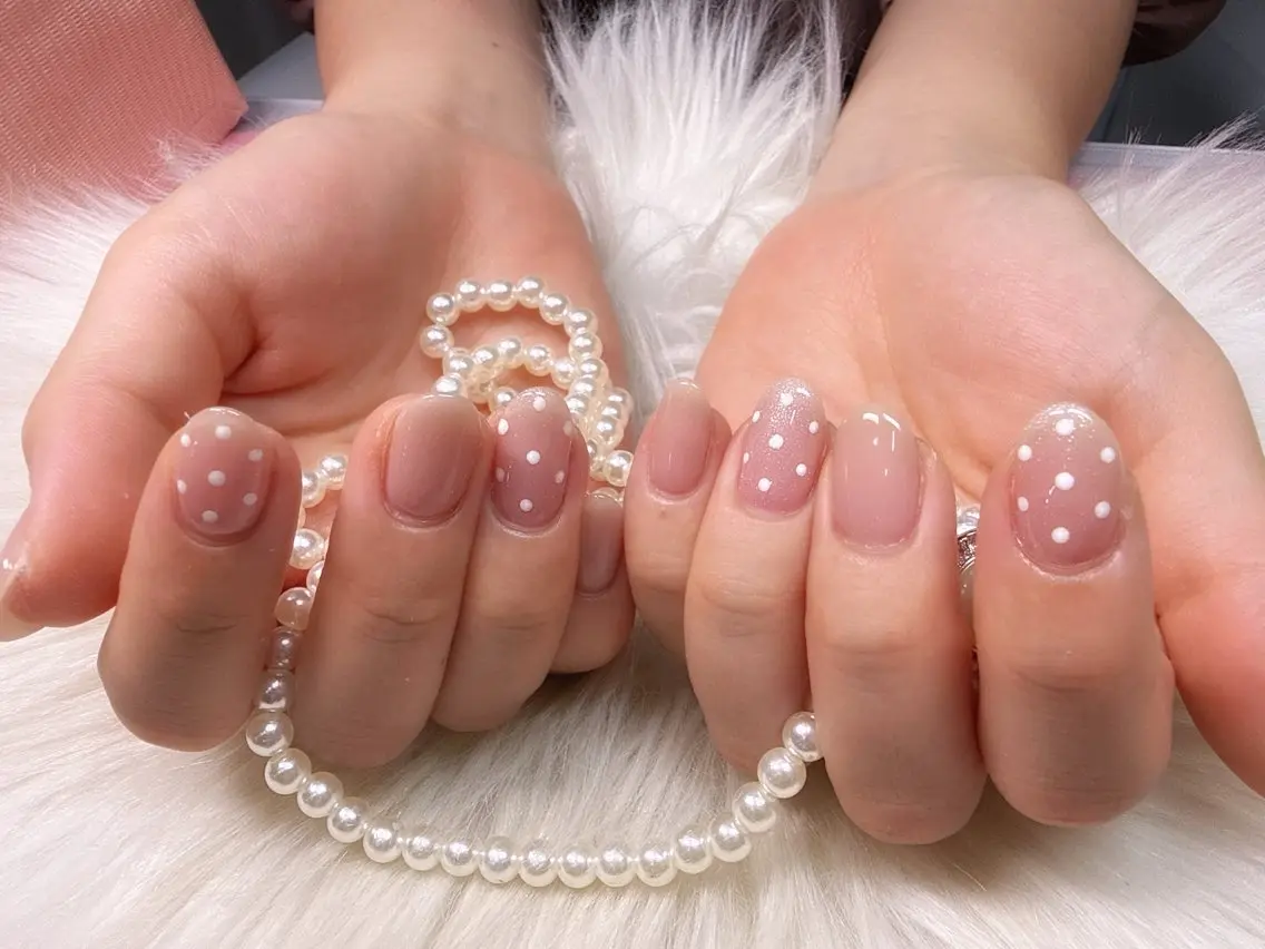ネイル Amoureuse Satomiのネイルデザイン