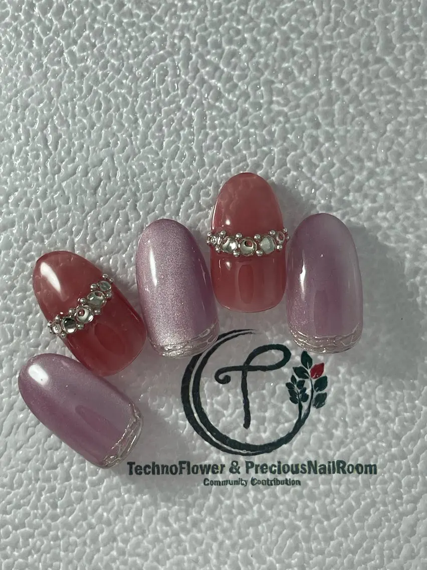 ネイル フラワーネイル precious nail roomのネイルデザイン